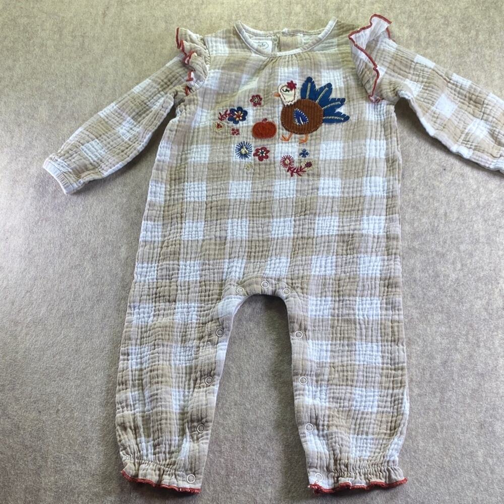 Mud Pie Beige and White Embodied Baby Romper 100% Cotton Size 9-12 months
